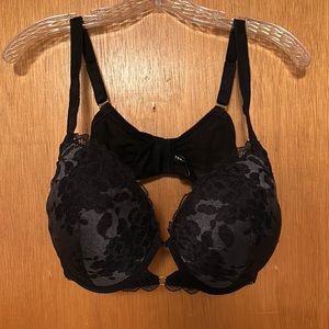 Torrid Bra 40D- like new